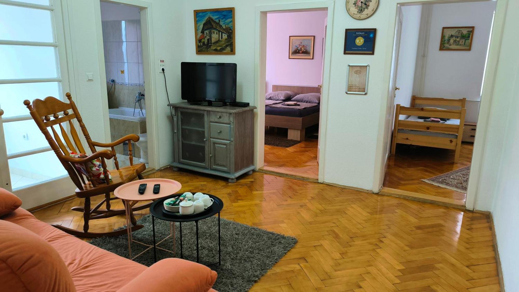 Apartamento Trosoban stan u Zenici Zenica Exterior foto