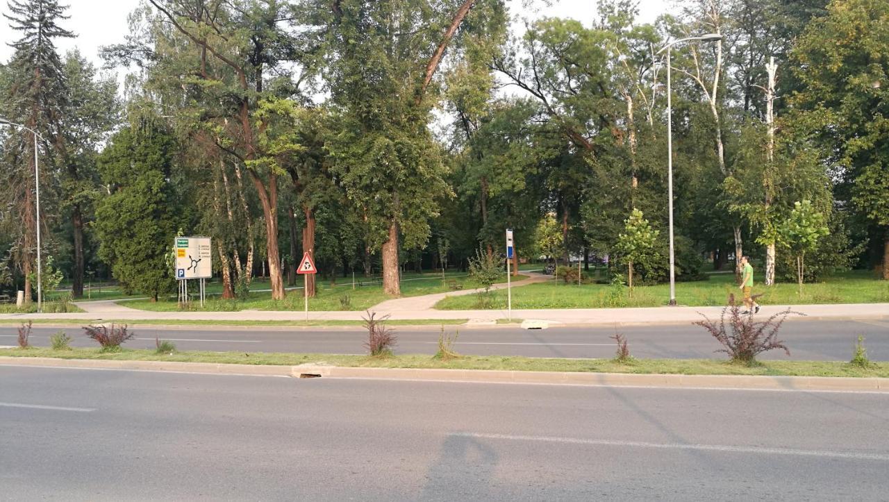 Apartamento Trosoban stan u Zenici Zenica Exterior foto